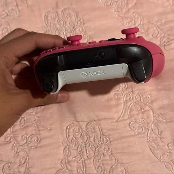 Xbox controller - Picture 3 of 3